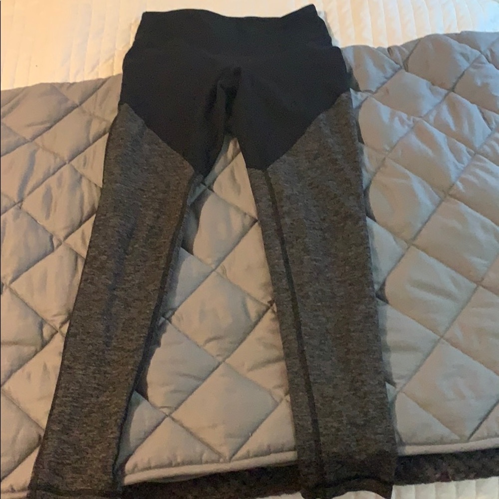 Two-toned leggings